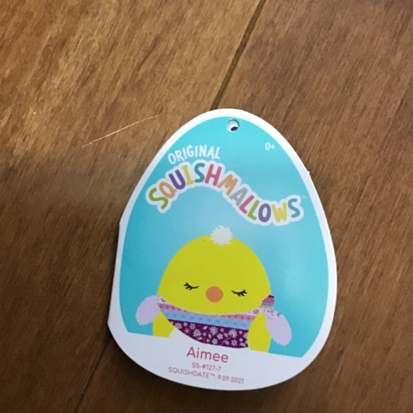Aimee the chick Squishmallow - Picture 3 of 3